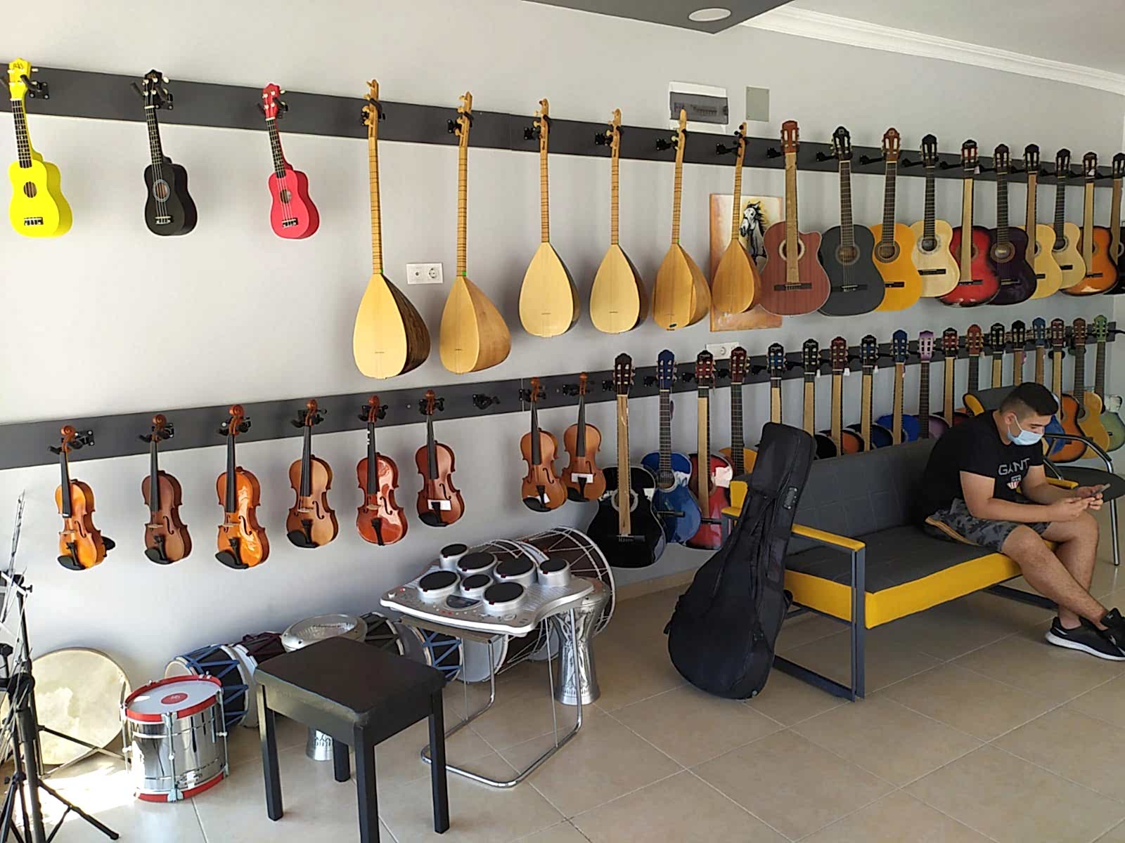 Müzik Aleti Satış Müzik Aleti Satış