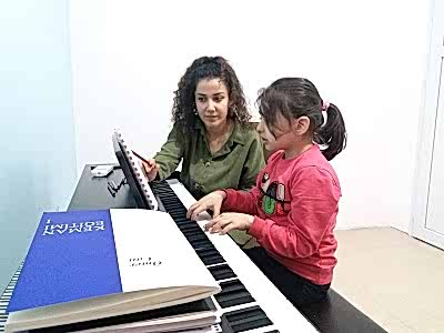 Ahenk Müzik Piyano Kursu Ahenk Müzik Piyano Kursu
